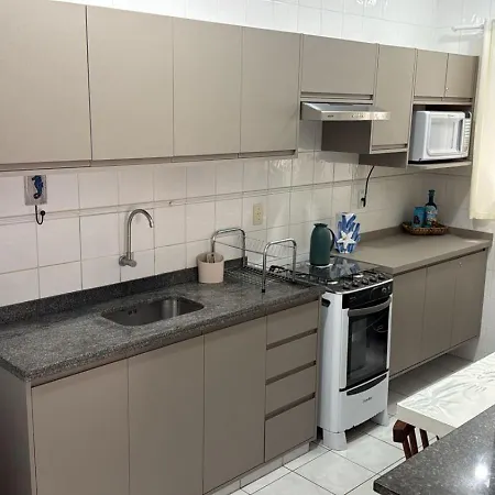 Condomínio Familiar com apartamento a 150 metros do mar em área nobre da Praia Grande em Ubatuba-2